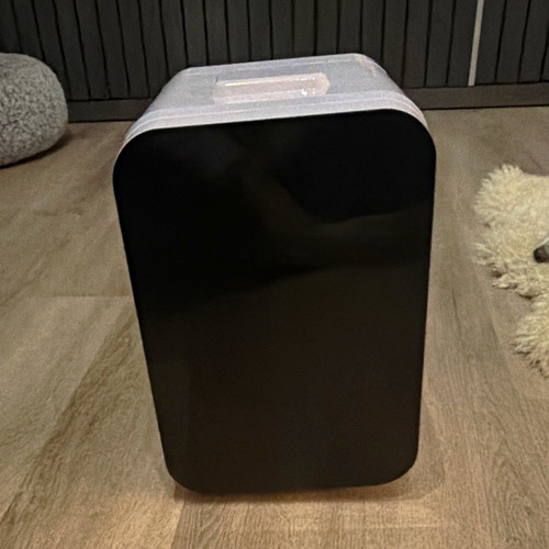 Compact tabletop mini fridge - tabletop,
