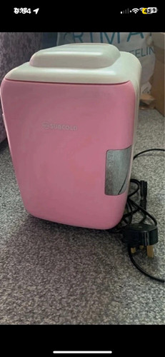 Subcold pink white table - table, top